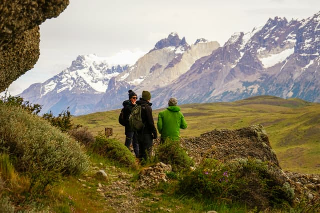 Hiking Portería Sarmiento Lake 7