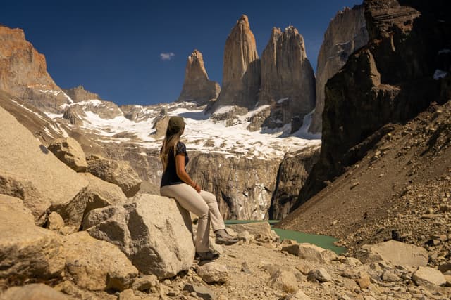 Hiking Portería Sarmiento Lake 13